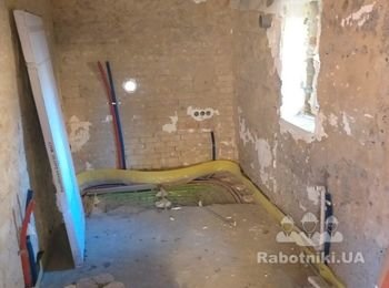 Сделать санузел "под ключ" (штукатурка стен, плитка, душевая)