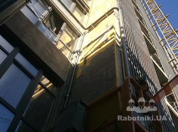 Фасадчик на прораба.