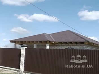 Крыша дома. Металочерепица. 210кв.м