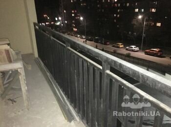 Покрасить Перела на Балконе