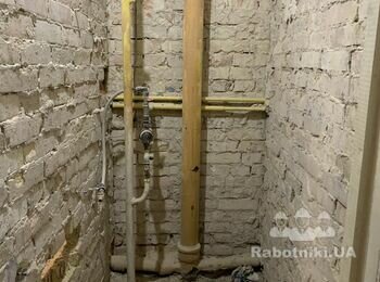 Стяжка пола 13 кв.м; штукатурка стен 35м.кв; укладка плитки