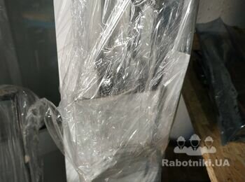 Установить дверь