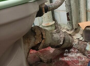 Замена стояка канализационого и унитаза