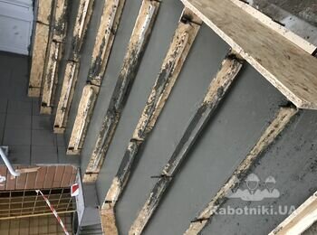 Положить плитку на крыльце