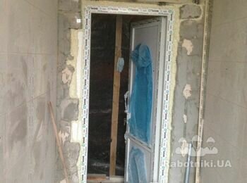 Плиточник на доделку санузлов, срочно.