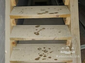 Покраска и шліфовка сходів