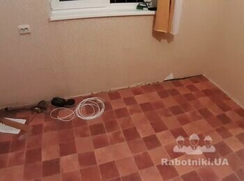 Подштукатуить и поклеить обои комната 3*3, сделать откосы 2 окна