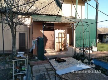 Постройка закрытой веранды с навесом