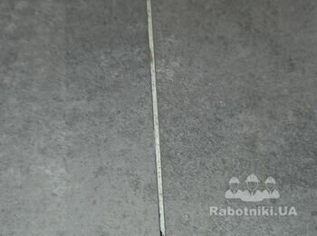 Затирка швов 2-компонентной затиркой, устранение бухтящей плитки
