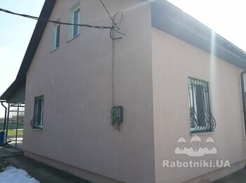 Декоративна штукатурку "баранчик" будинку.