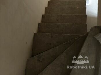 Отделка бетонной лестницы ясенем