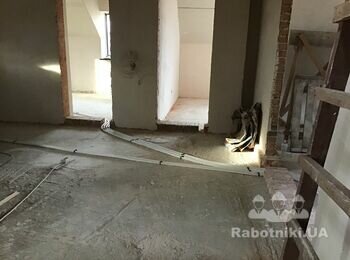 Стяжка пола и плиточные работы