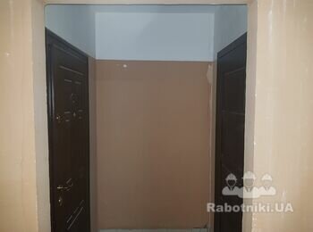 Покраска тамбура в від'їзді.