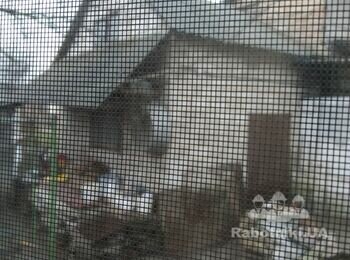 Снос шлакоблочного сарая.