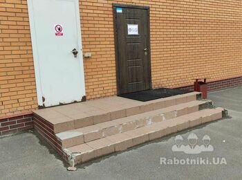 Ремонт наружных лестниц: демонтаж существующих, бетонные работы, плитка