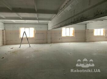Прибирання виробничого приміщення 800м2