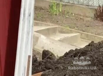 Перенести землю с машины в огород, расстояние не более 20 м