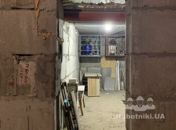 Изготовление и монтаж металлической двери в подвале