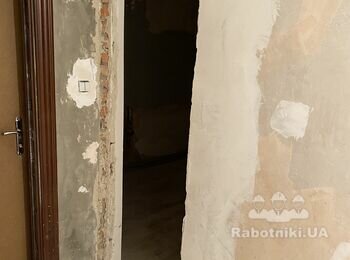 Установка 4-х міжкімнатні дверей