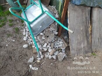 Вывоз строительного мусора насыпью Газон