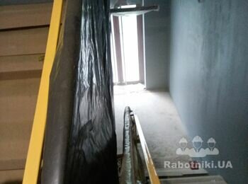 Дофарбувати поручень огорожі