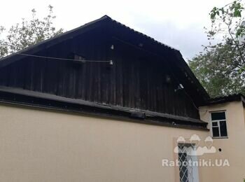 Облицювати сайдингом дерев'яні Фасади горища