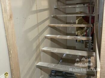 Обшить деревом лестницу на металокаркассе
