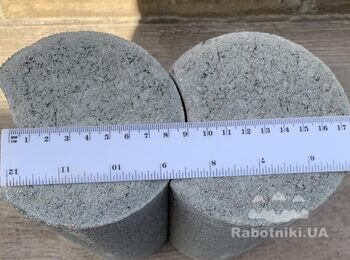 Сделать приствольные круги из декоративных столбиков Ринг.