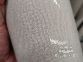 Поклейка флизелиновых обоев под покраску, покраска