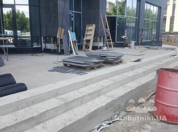 Укладка гранита 150м.кв.350м/п.