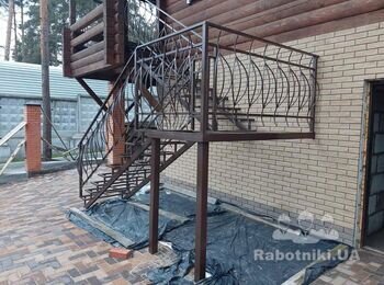 Устройство терассы, двух лестниц и шлифовка деревянного пола