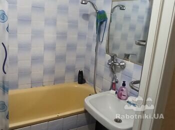 Капитальный ремонт кухня, ванная, туалет..