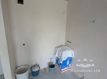 Укладання плитки 40 кв.м, в санвузлі та на кухні ,1кімн.кв-ра