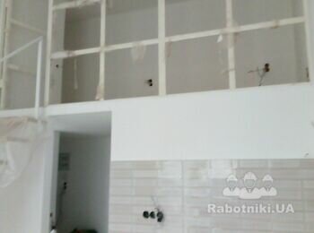 Засклити металеву перегородку в квартирі