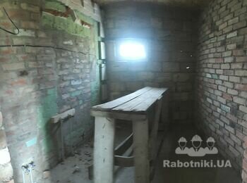 Потрібен штукатур
