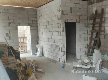 Внутрішній ремонт приміщення (шпаклівка під сітку + фабування)