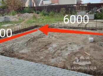 Поставить опалубку и залить фундамент для гаража