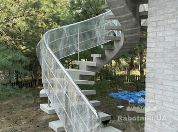 Покрасить бетонную лестницу