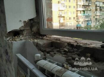 Подготовка оконного проема , монтаж внутрених и наружных откосов.