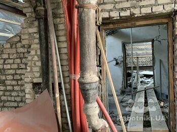 Перенести вентканалы и фановые трубы