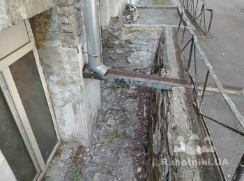 Гидроизоляция фундамента и устройство ж/б приямка