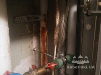 Заміна стояків гарячої та холодної води