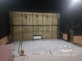 Нужно Сварить два Екрана для Кинотеатра