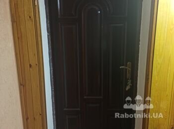 Монтаж входной двери