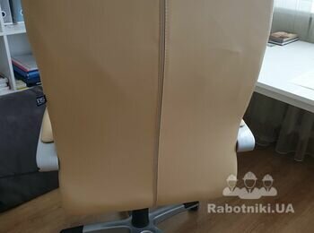 Перетяжка офисного кресла
