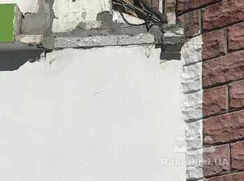 Замена отливов на плоской крыше, ремонт фасада