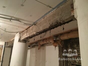 Монтаж гипсокартона, покраска помещения (частично)