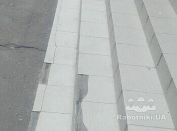 Ремонт плитки крыльца