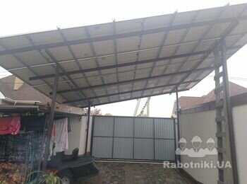 Нужно усилить навес, сделать распорки, покрасить