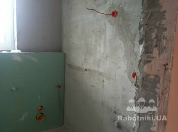 Укладання плитки санвузол + вітальня (підлога).Загальна пл - 54 кв. м